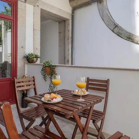 Spacious Bright Flat With Terrace By Host Wise