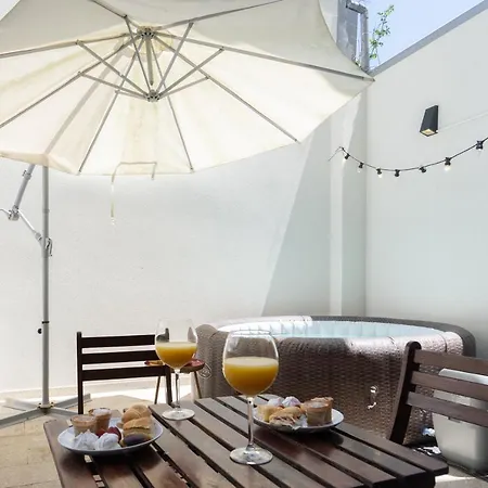 Spacious Bright Flat With Terrace By Host Wise * Porto